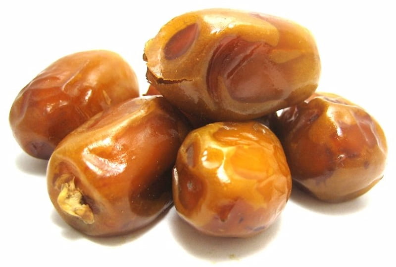 خرما زاهدی خشک مناسب مصرف روزانه و میان وعده